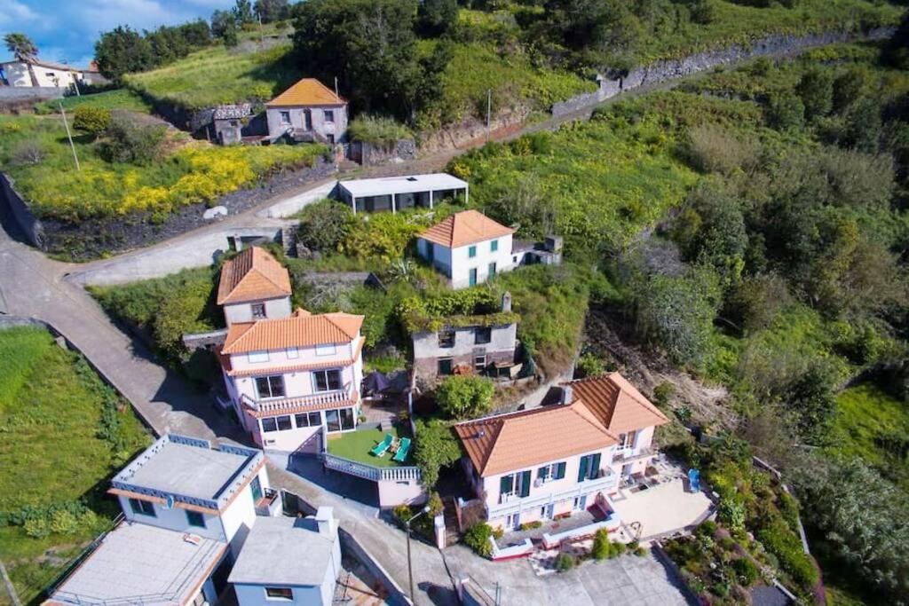 Raposeira De Sao Joao, The Feeling Of Peace, Space And Quiet, Whole Villa Is Yours Fajã da Ovelha Екстериор снимка
